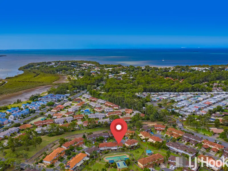 TOWNHOUSE WITH A SENSE OF SPACE