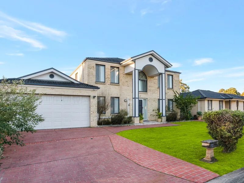 Stunning house and with dual income potential (House & Grannyflat)