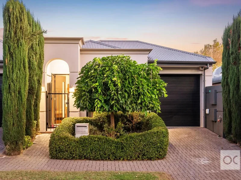 Flawless low-care living in an unbeatable locale