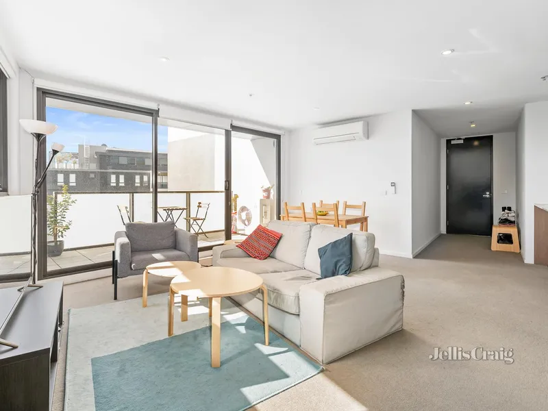 Spacious & bright, In a superb location