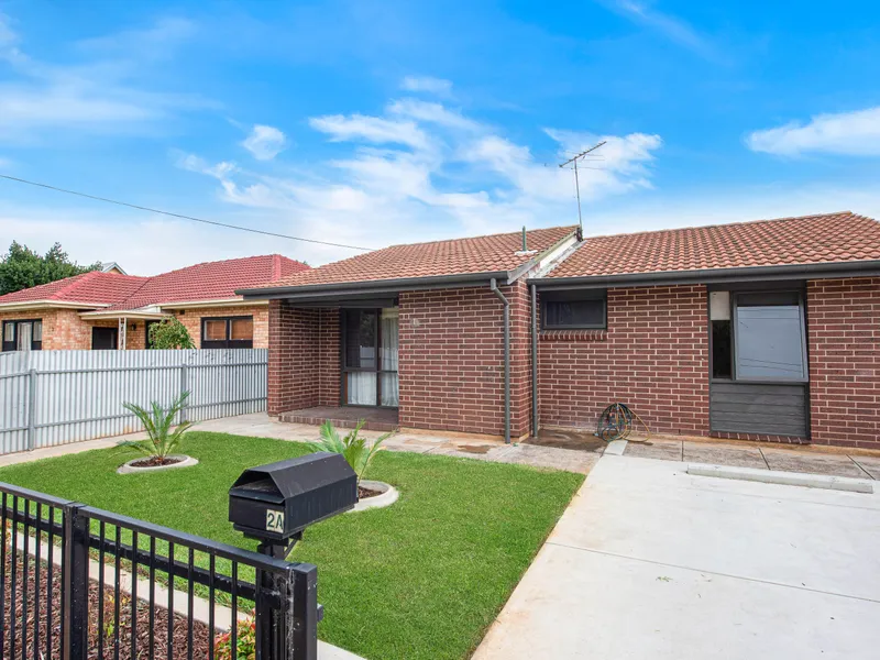 NEAT TWO BEDROOM UNIT