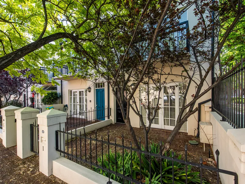 GORGEOUS TERRACE IN THE HEART OF NORTHBRIDGE