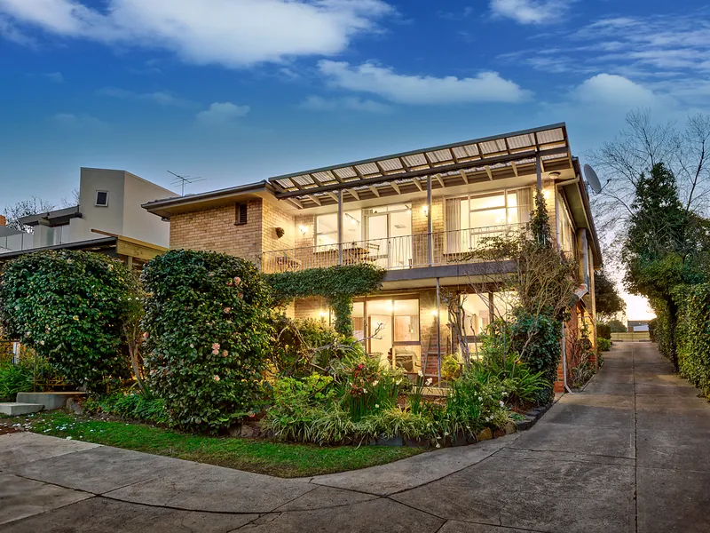 Classic Style Design and Sensational Views
