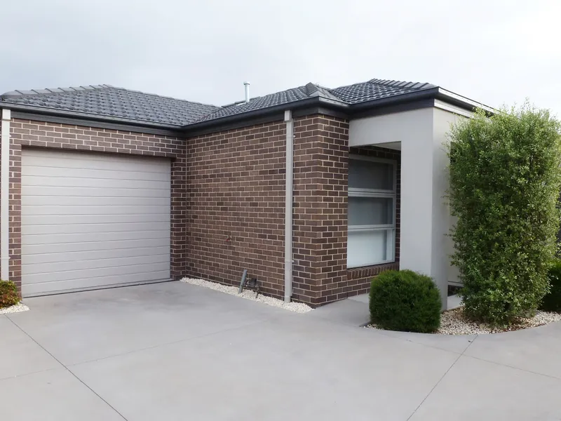 Live in Comfort and Style, in a Fantastic Location