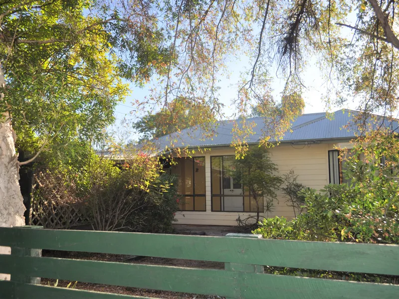 AFFORDABLE BEGINNINGS OR IDEAL INVESTMENT! 