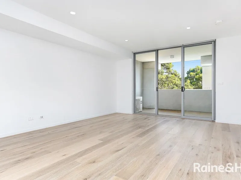 Immaculate 1 Bedroom Apartment