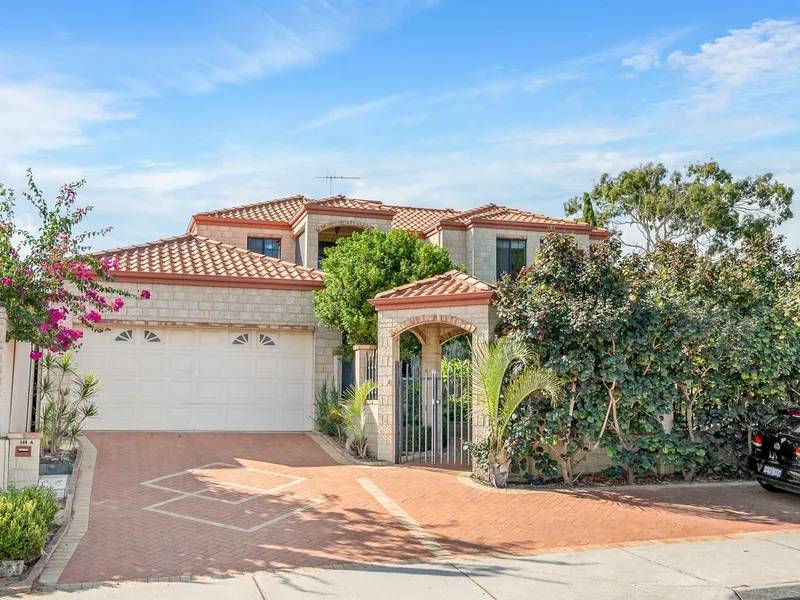 Grand Living in Large Family Home