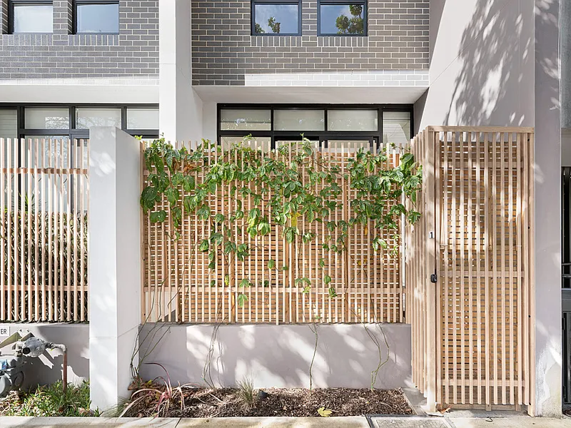 Terrace Style 2 Bed + Study Room in Alexandria