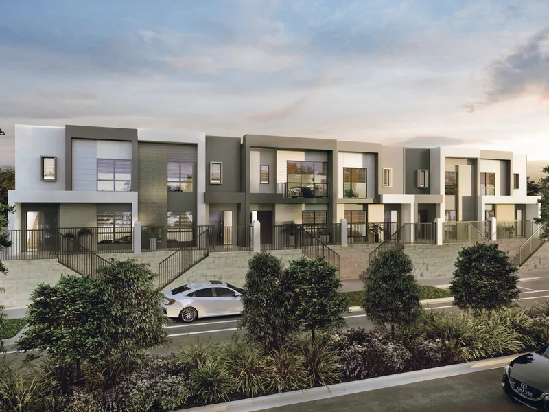 BEACH SIDE LIVING! ONLY 800M TO THE BEACH!