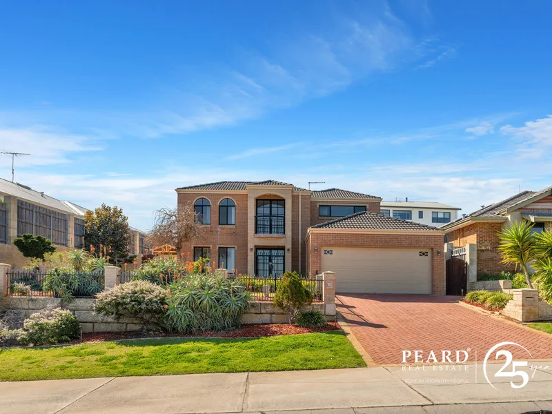 EXECUTIVE OCEANFRONT RESIDENCE