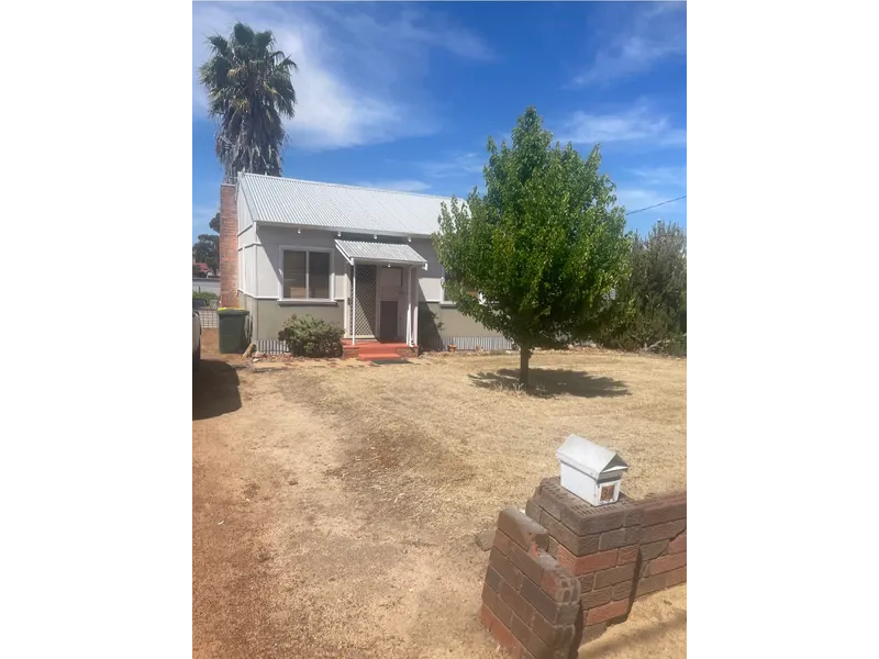 34 Grant Street, Narrogin