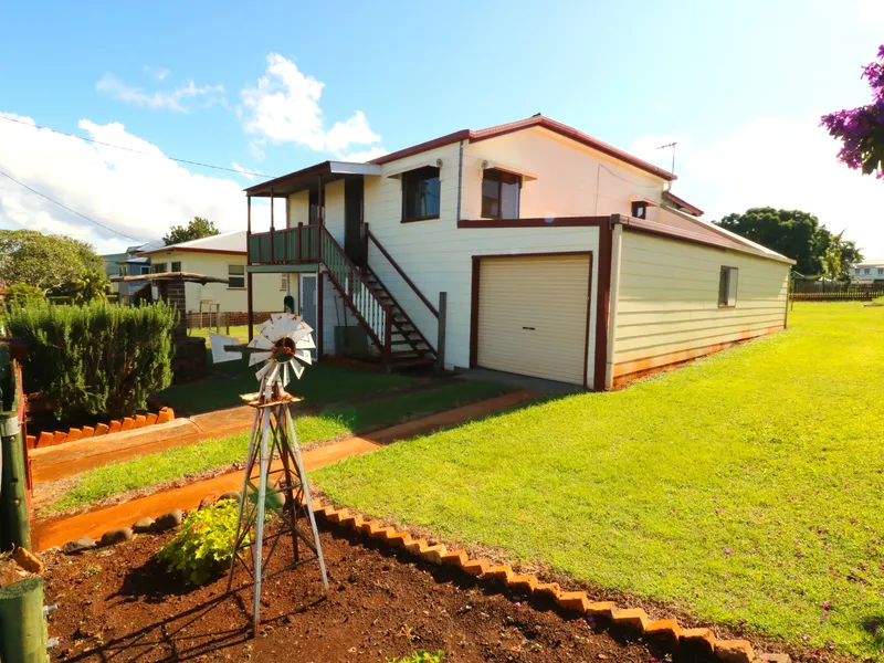 DUAL LIVING POTENTIAL WITH MASSIVE SHED