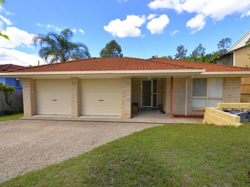 Large family home with premium bamboo flooring and air-conditioned bedrooms