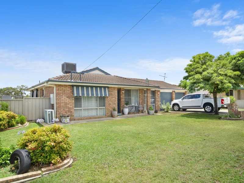 HIGH QUALITY FAMILY HOME in a quiet location