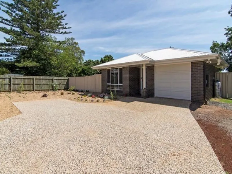 Fairly New Homes On Large Allotments This Close To Grand Central Are Rare. So See This One Right Now!
