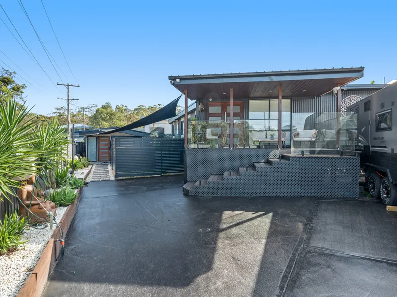 Superbly Renovated Family Masterpiece