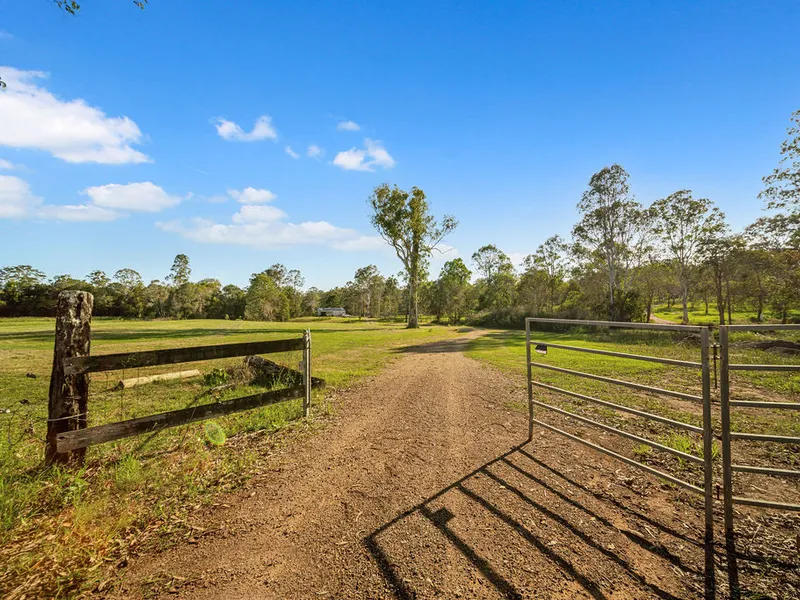 No More Power or Water Bills! Off-Grid Living on the Sunshine Coast