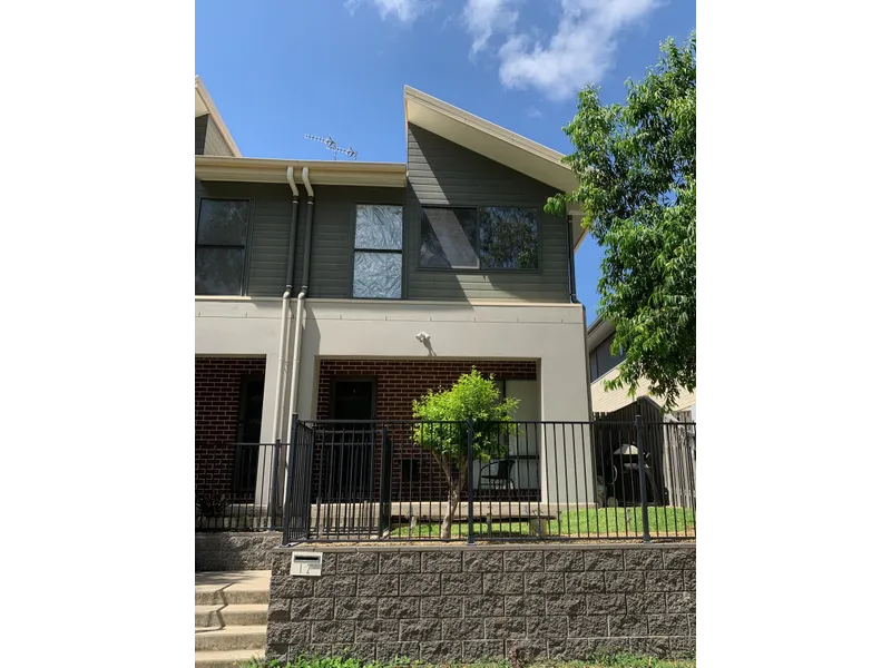 Overlooking parkland!