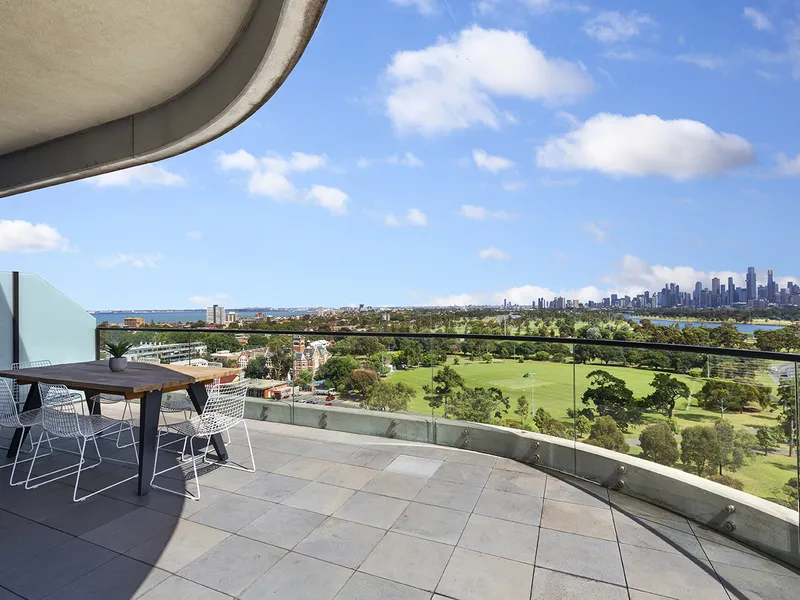 The Ultimate Penthouse Indulgence with Stunning City, Bay and Lake Views