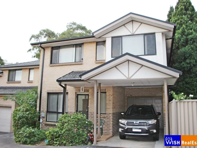 3 Bedroom Townhouse In a Convenient Location!!