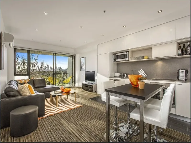 City Views, Luxury, Lifestyle – Love it!