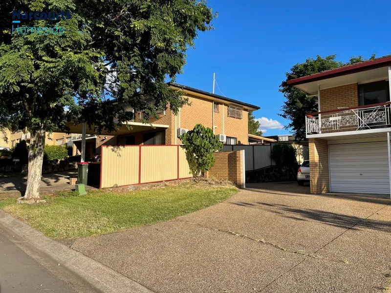 ROBERTSON CONVENIENCE and LOCATION