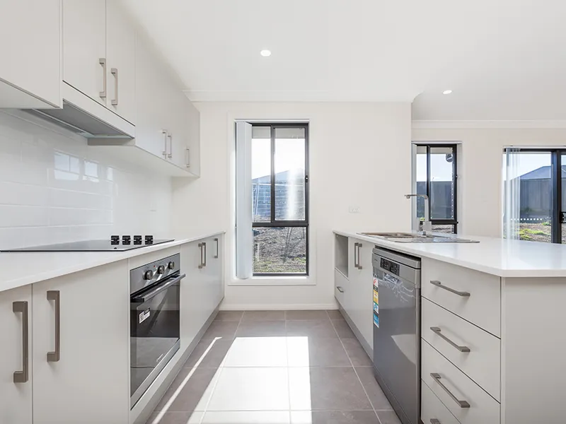 Brand New 4 Bed 2 Bath Duplex