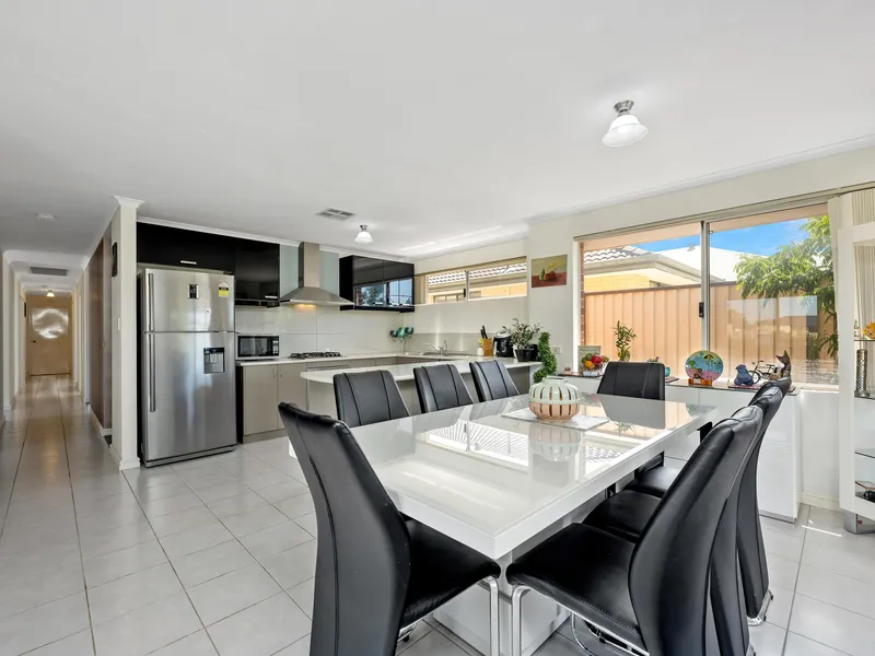 OUTSTANDING STYLE, FANTASTIC LOCATION