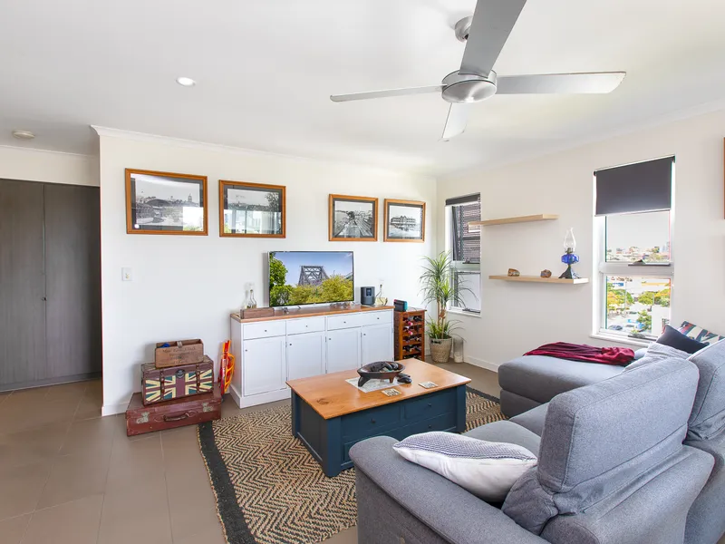 Modern Inner-City Living and City Views