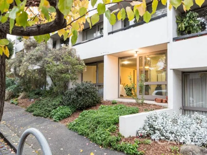 GROUND FLOOR - ONE BEDROOM - 2 CAR SPACES