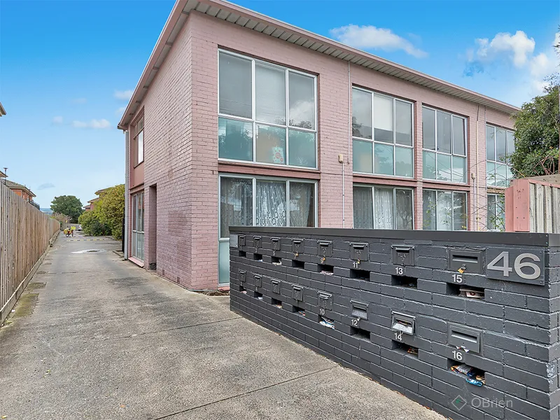 Lifestyle Living A Short Walk From Home.