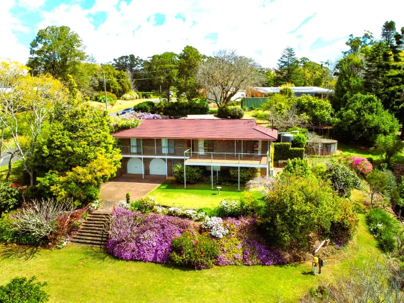 “Echo Hills” - Great Position in Middle Ridge.