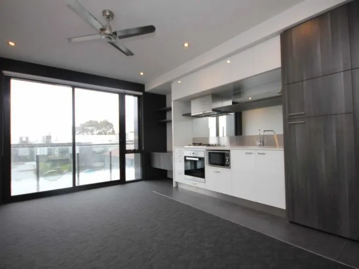 One Bedroom apartment with all whitegoods included!