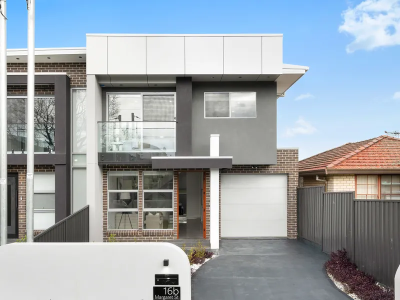 Brand New Luxury Home!