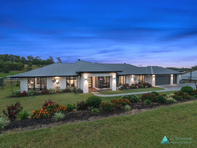 SENSATIONAL SETTING IN MONTEGO HILLS