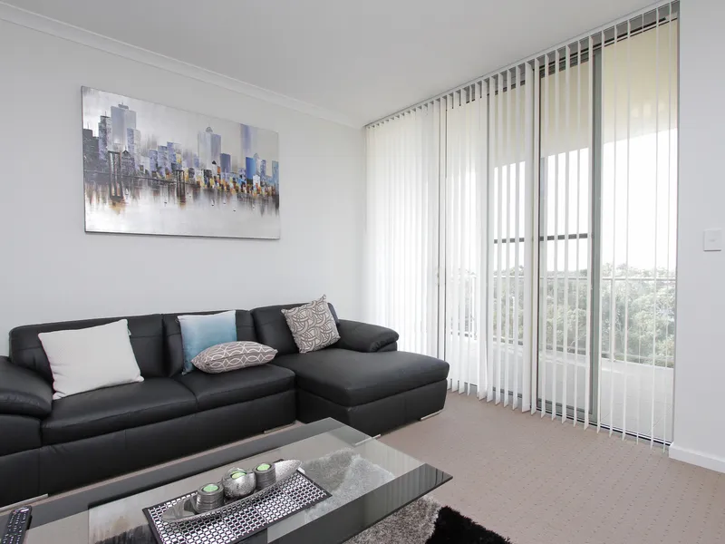 Modern Fully Furnished Apartment