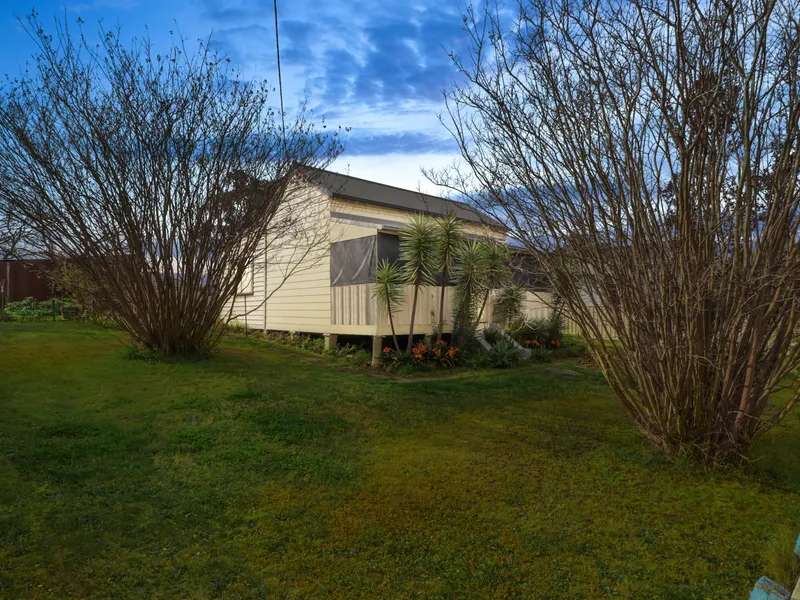 This big Stanford Merthyr block presents an exciting opportunity!