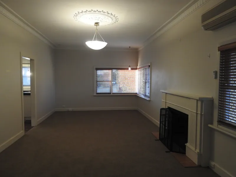 “Charming Updated Home, 1,167sqm R60-Zoned Cnr Block in Prized ‘Mangles’ Location!”
