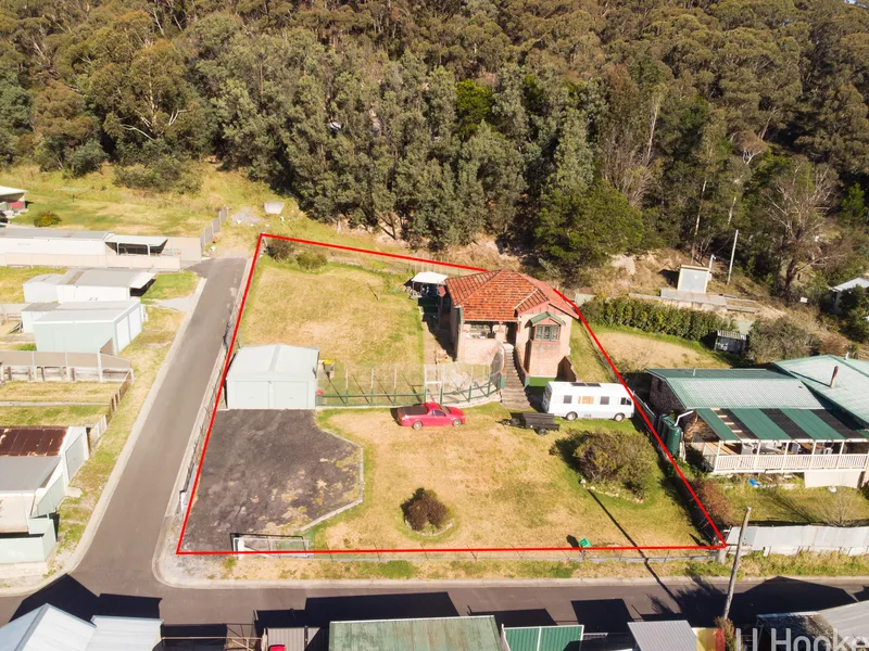 Valley Views on 1250 Square Metres