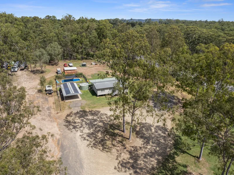 Country living close to town!