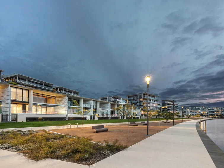 Stunning 2 Bedroom Ensuite + Study Waterfront Apartment