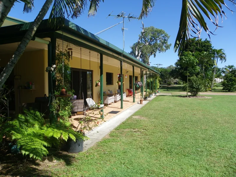 TROPICAL RETIREMENT PARADISE