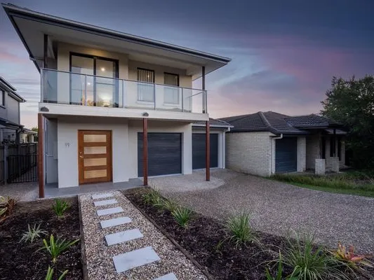 Stylish contemporary residence ticks all the boxes.