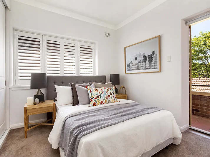 Lovely 2 bedroom apartment with Balcony. 