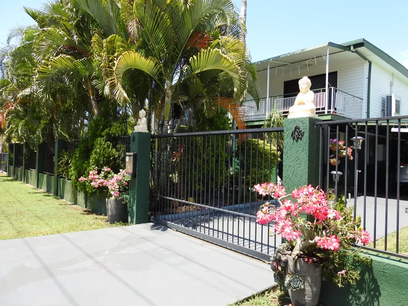 Your own slice of paradise...