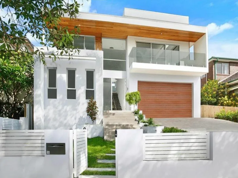 Relaxed stylish living in a premium locale