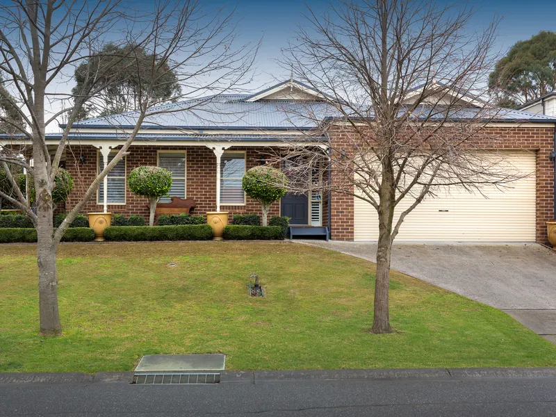 Luxury living in Prime location 