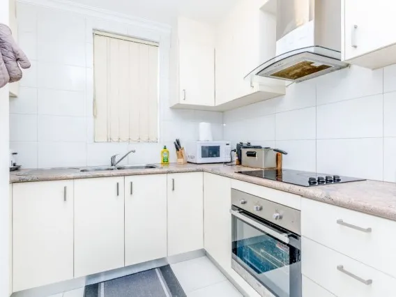 CHEAP RIVERSIDE TWO BED APARTMENT  