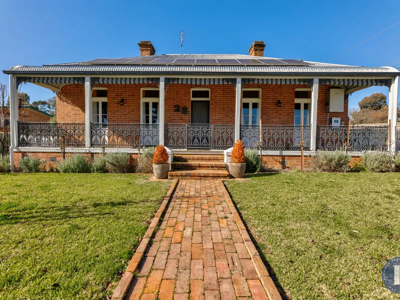 Stylish Federation Home