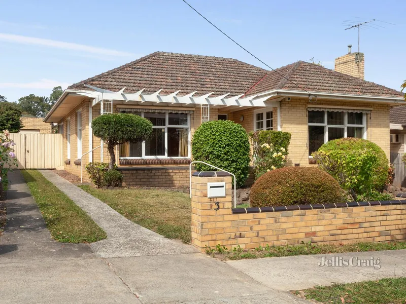 A blissful location within the BHHS zone